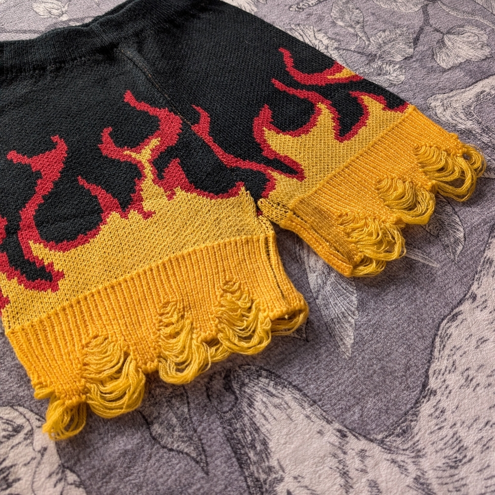 Knit Flame Shorts - Picture 2 of 4
